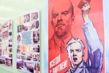 В Госдуме прошла выставка, посвящённая 100-летию Ленинского комсомола