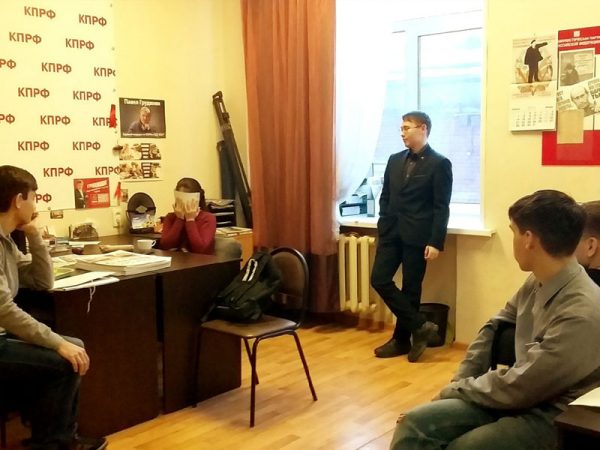 Комсомольцы Удмуртии организовали бесплатные курсы для подготовки к ОГЭ