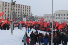 В Димитровграде прошёл митинг за отставку губернатора Ульяновской области Сергея Морозова