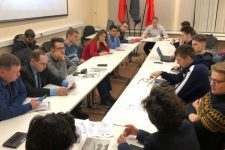 Студенты и учащиеся Санкт-Петербурга обсудили проблемы российской системы образования и профсоюзного движения