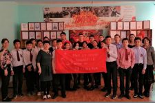 Астраханские комсомольцы провели урок "Знамя нашей Победы" для школьников села Семибугры