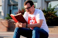 Юрий Галдун, верни памятник Ленину на место! Флешмоб белгородских комсомольцев