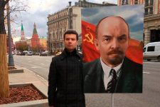 7 ноября центр Москвы стал красным!