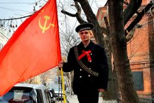 В честь Великого Октября во Владивостоке состоялись шествие и митинг