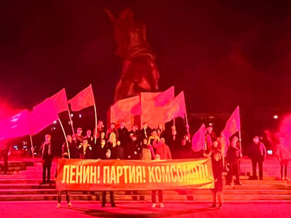 Вполголоса жить не стоит. За что арестовали ленинградских комсомольцев?