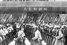 Три военных парада 7 ноября 1941 года - Москва, Куйбышев, Воронеж