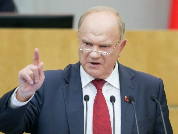 Г.А. Зюганов: "Ответом на внешнее давление должно стать коренное изменение внутренней политики"