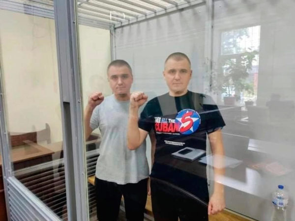 Украинских комсомольцев братьев Кононовичей продолжают держать в застенках СБУ